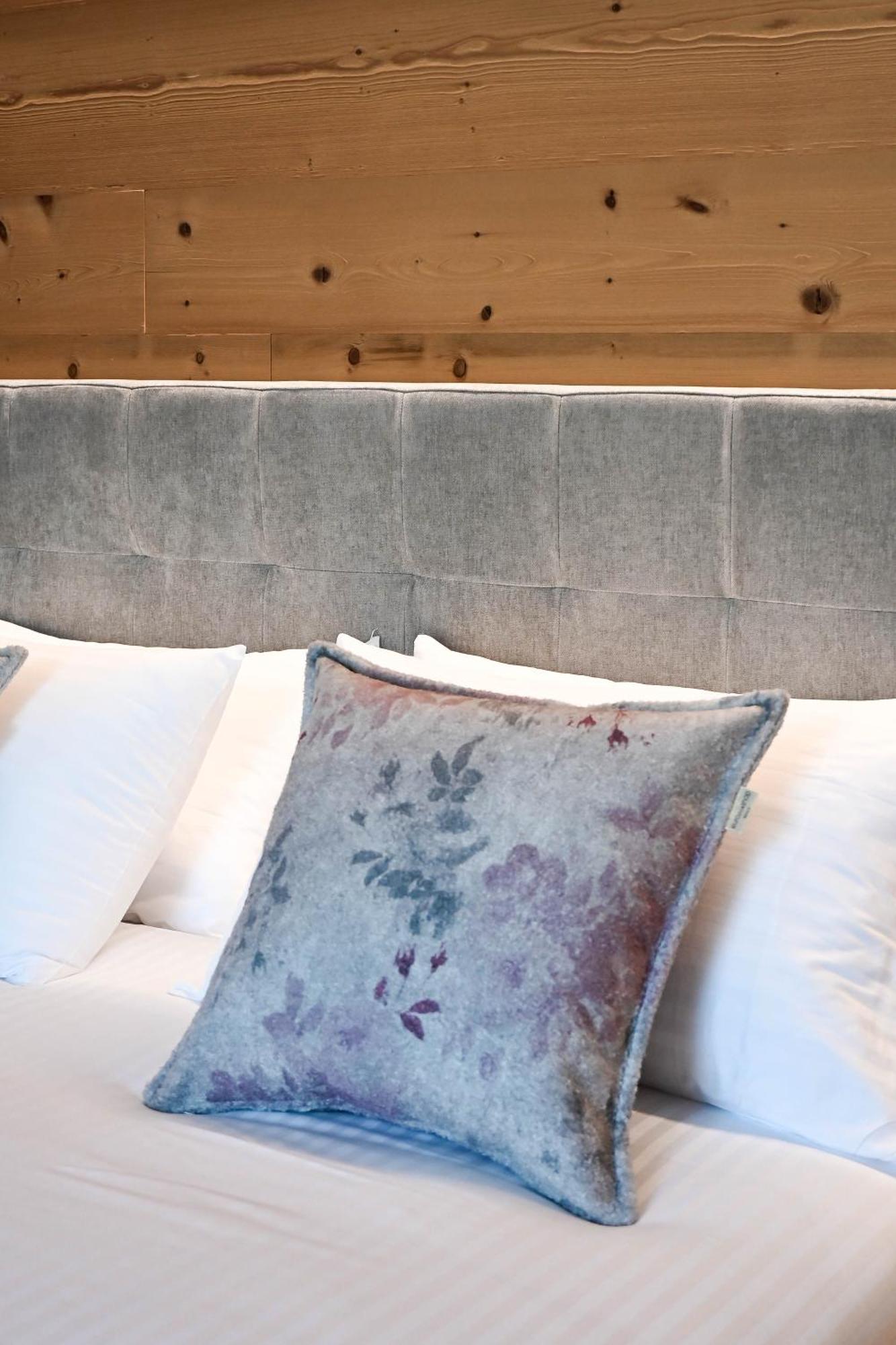 Grey Castle Garni&Suite Ponte Di Legno Exterior photo